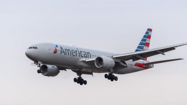 American Airlines Introduces Automatic Meal Vouchers for Delayed Flights | frankfurt u19, cara main 