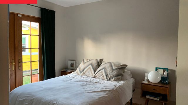 Transform Your Bedroom with Picture Rail Molding for a Spacious Feel