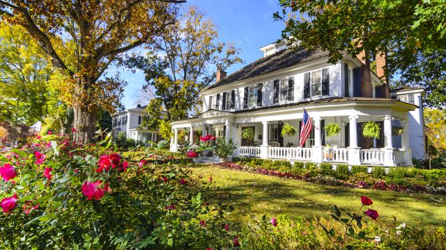Top Paint Colors Homeowners Are Ditching in 2026 Revealed