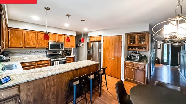 Transforming a 90s Kitchen: A Family-Friendly Makeover