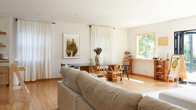 Creating a Kid-Friendly Minimalist Home: Essential Tips for Families