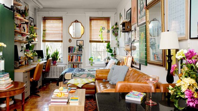 Maximizing Space: Creative Living in a Compact Studio Apartment