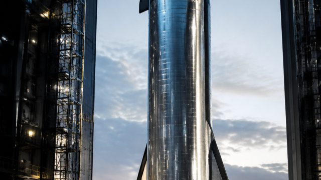 SpaceX Unveils Innovative Spacecraft for Future Missions | kegunaan kartu joker, buah dada gede