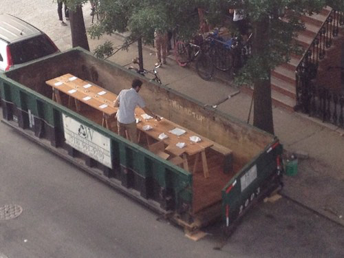 Spend $50 to eat in a trash can to encourage people not to waste food-top emoticon