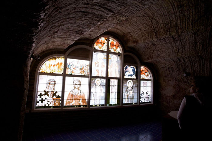 The only real underground city in the world, Australia's underground town - pinned emoticon